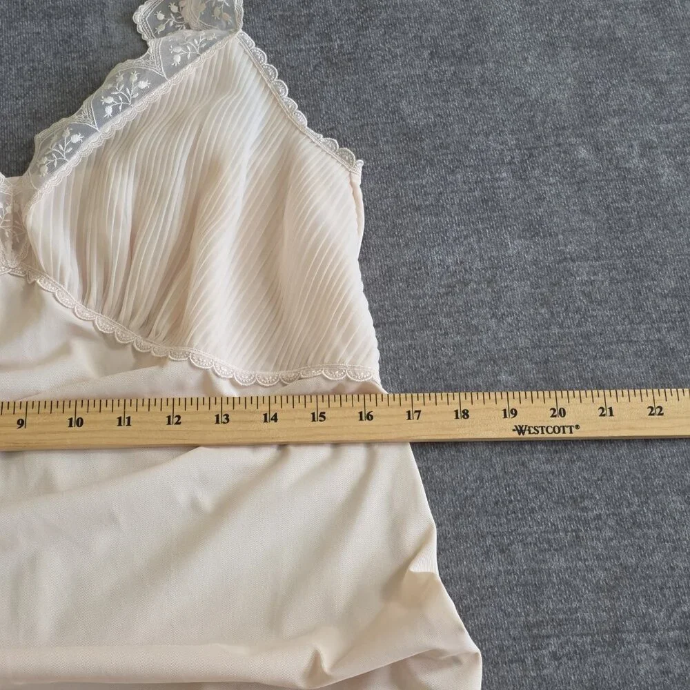 Vintage Fibra Anic Nivion IT 4 / L Full Slip Nightgown Babydoll Nylon Lace Italy